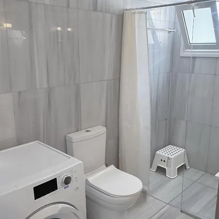 Savvas Apartamento *