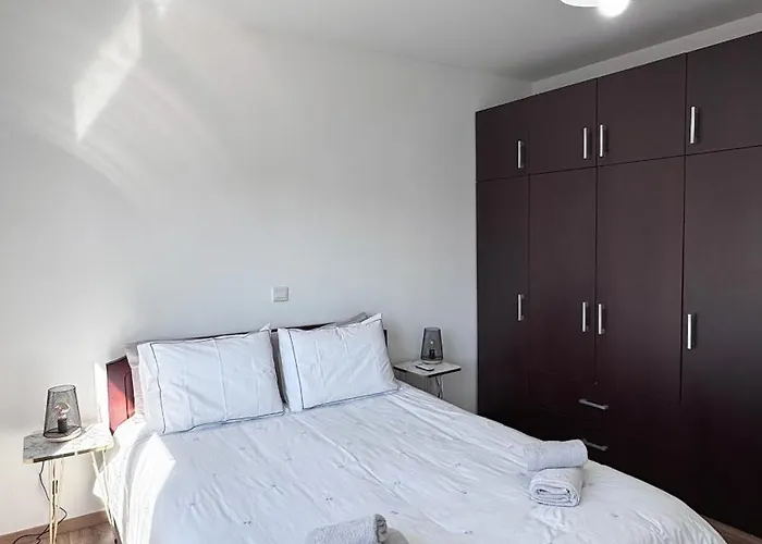 Savvas アパート パ フォス